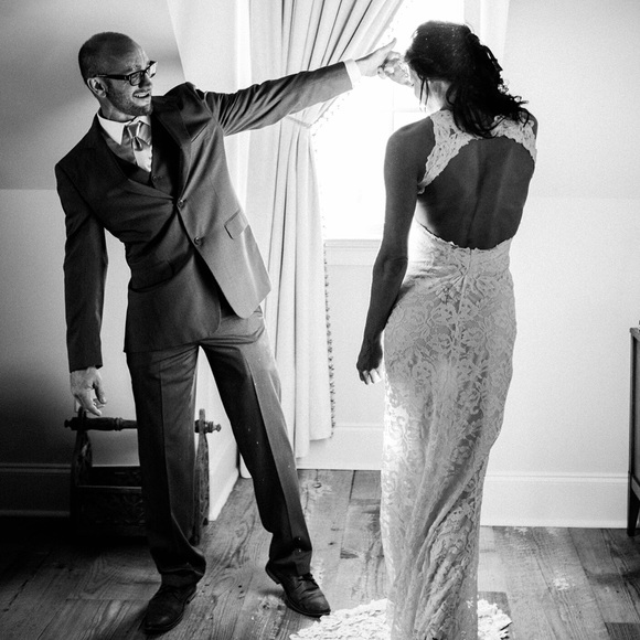 Grace Loves Lace Wedding Dress - Picture 8 of 16